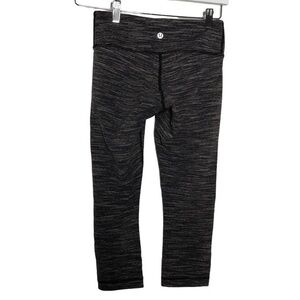 Lululemon Soul Cycle Capri Leggings Grey